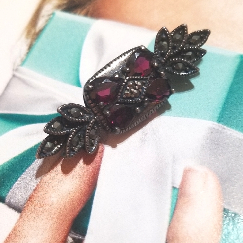 1930s Antique Garnet Marcasite Sterling Brooch - Picture 5 of 6
